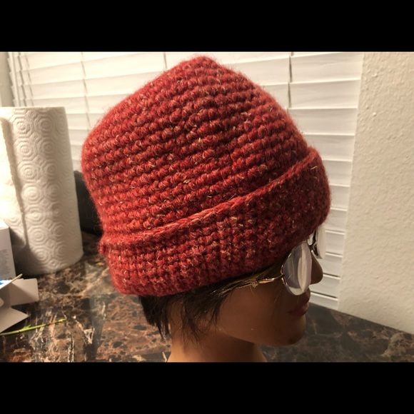 Ganeshhmal Women’s Dark Orange Hand Knit Crochet Beanie Hats Size One - Picture 3 of 10